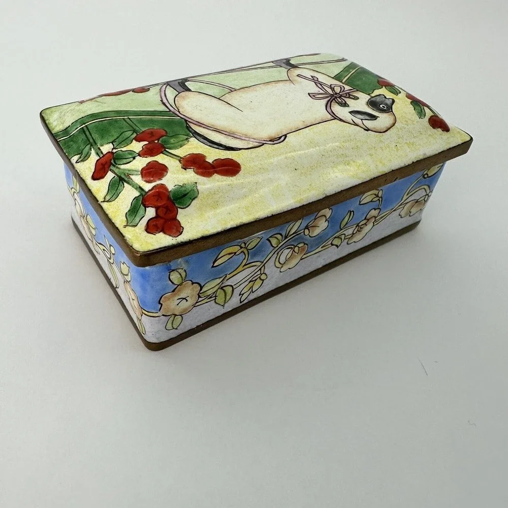 Chinemel enamel box